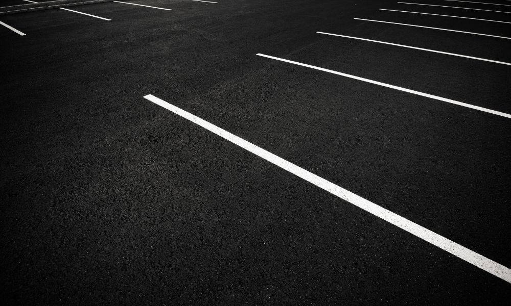 What Is the Best Paint To Use for Parking Lot Striping?